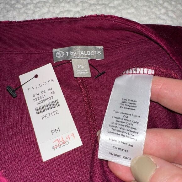 Talbots Women’s Velvet Long Sleeve Tunic Dark Raspberry Pink Red Size MP NWT - Picture 7 of 11